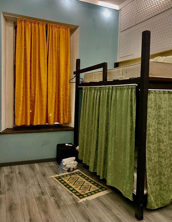 Communication Hostel Batumi Zewnętrze zdjęcie