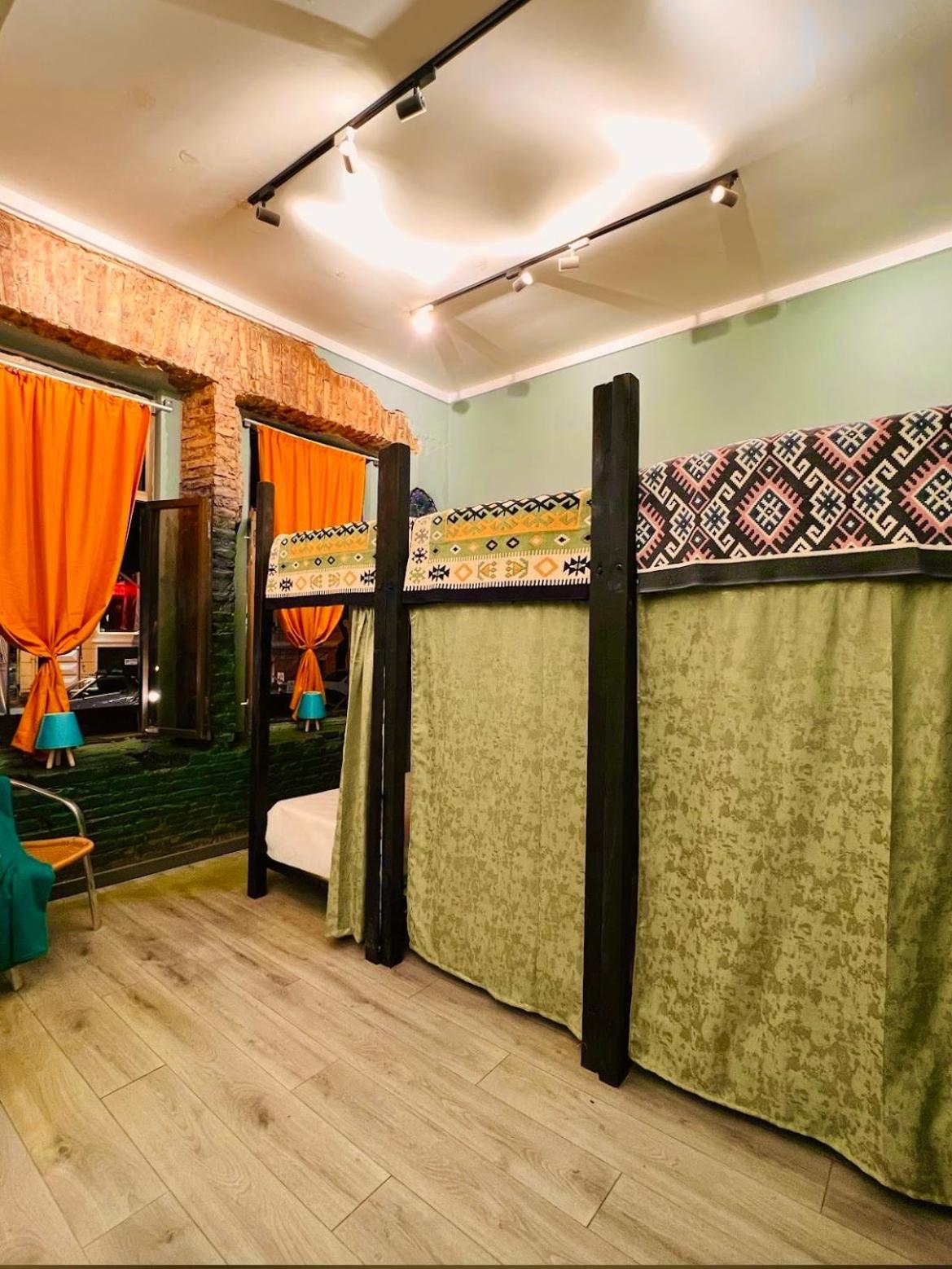 Communication Hostel Batumi Zewnętrze zdjęcie